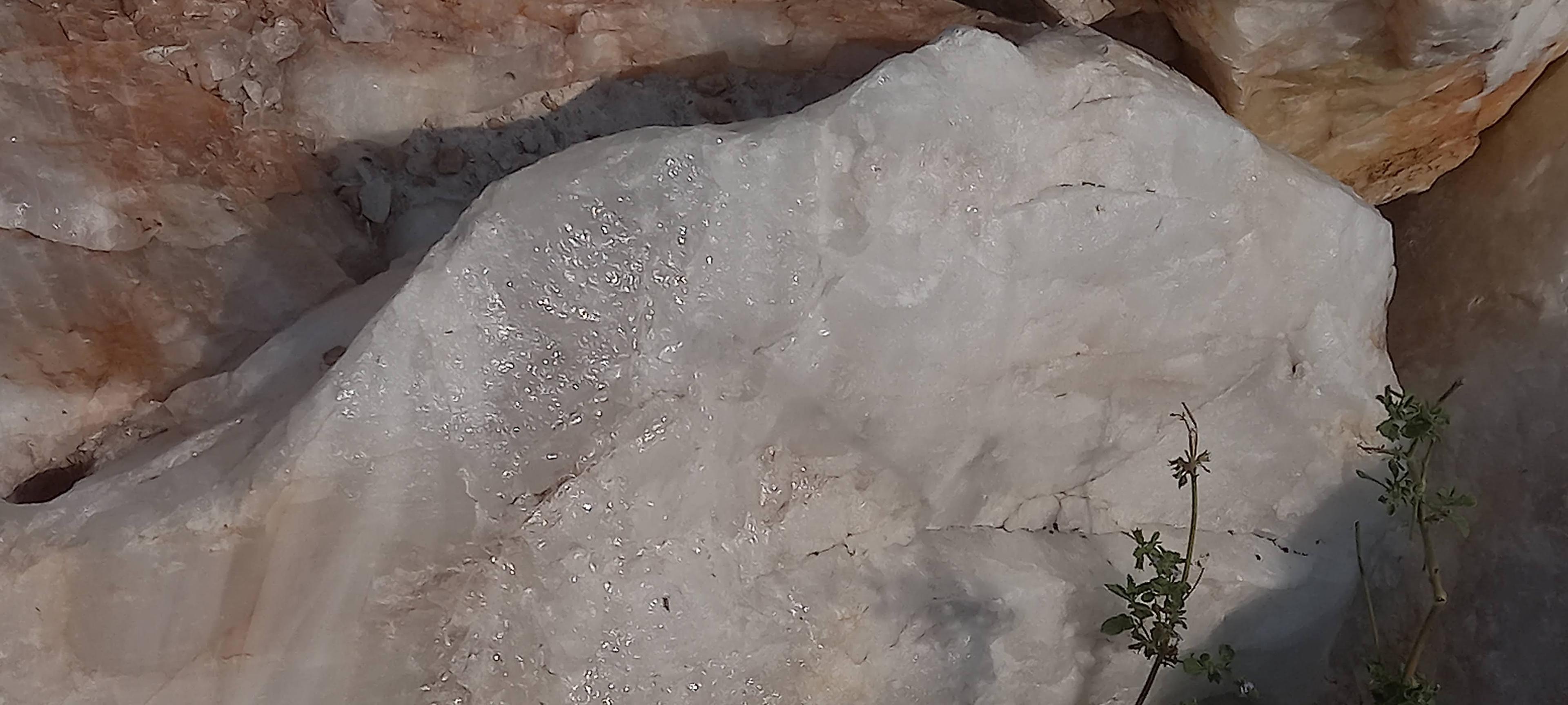 A Grade Quartz Boulders