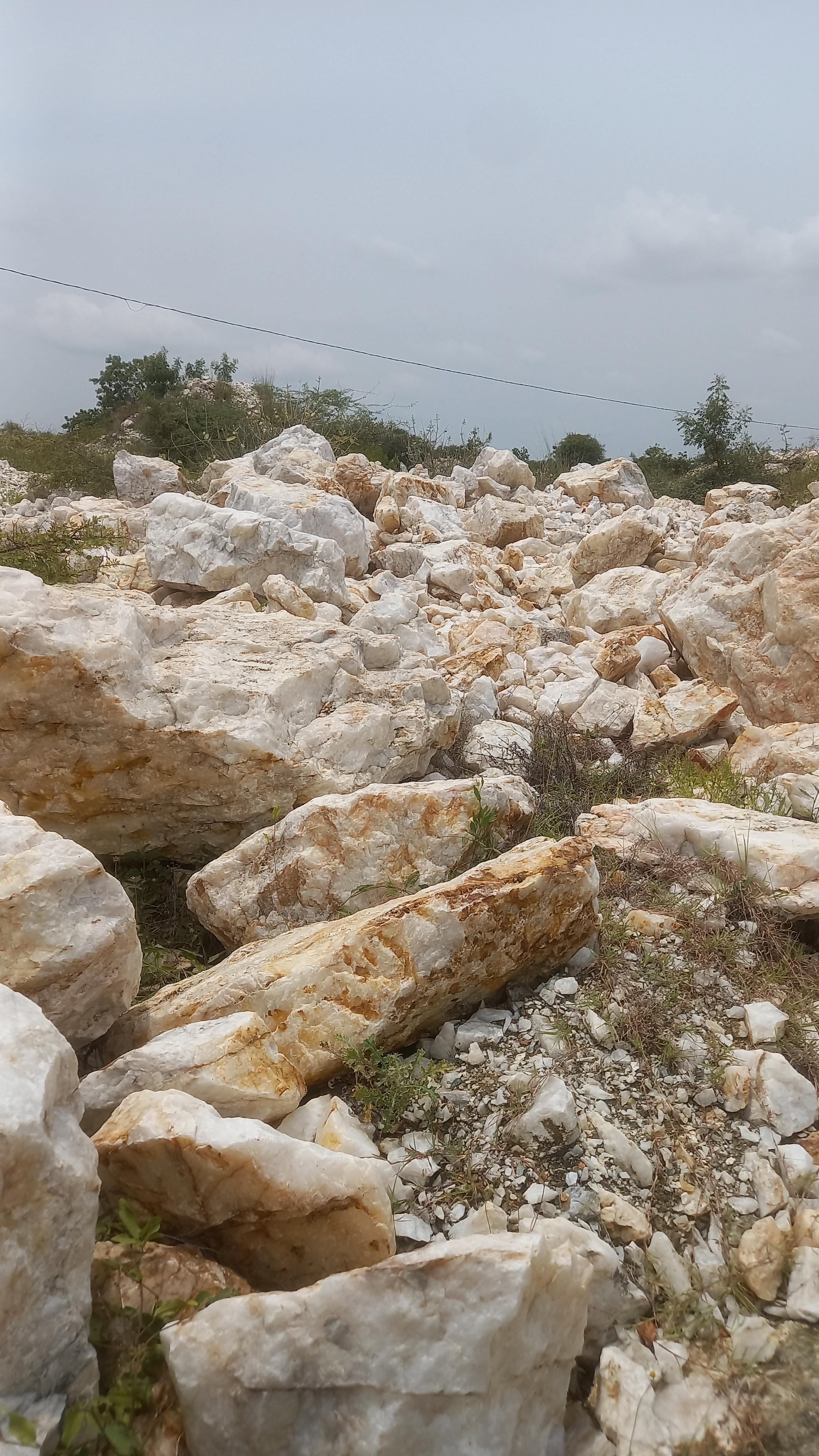 A Grade Quartz Boulders